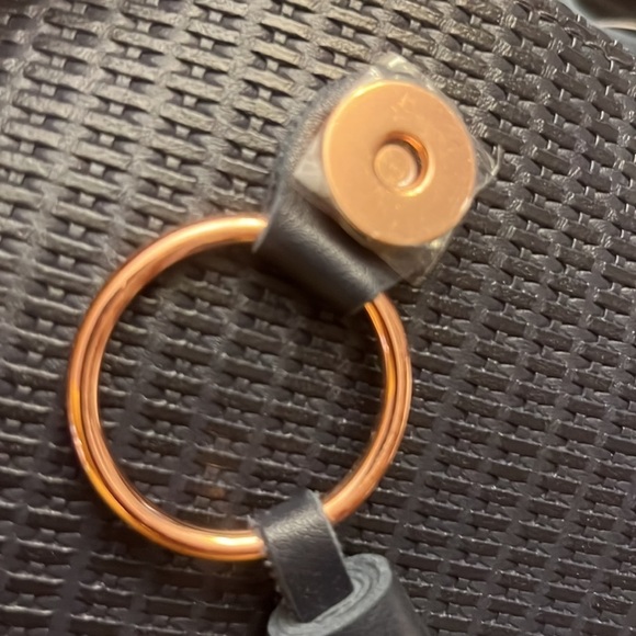 Ulta brand 2strap navy blue shoulder bag- NWT - Picture 4 of 5